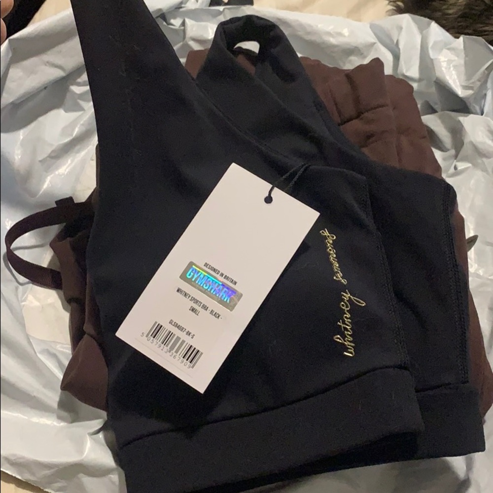 Whitney Simmons gymshark black sports bra in small